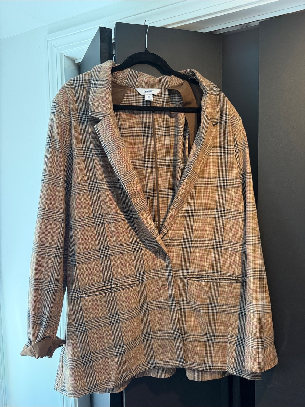 Old Navy Tan and Black Plaid Relaxed Blazer